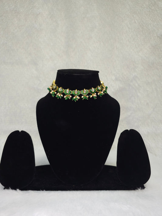 Meher Emerald Pearl Choker