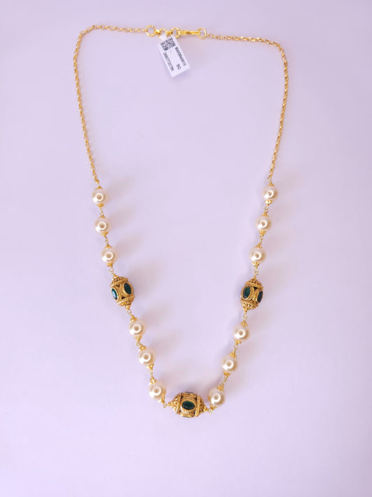 Emerald Pearl Grace Necklace