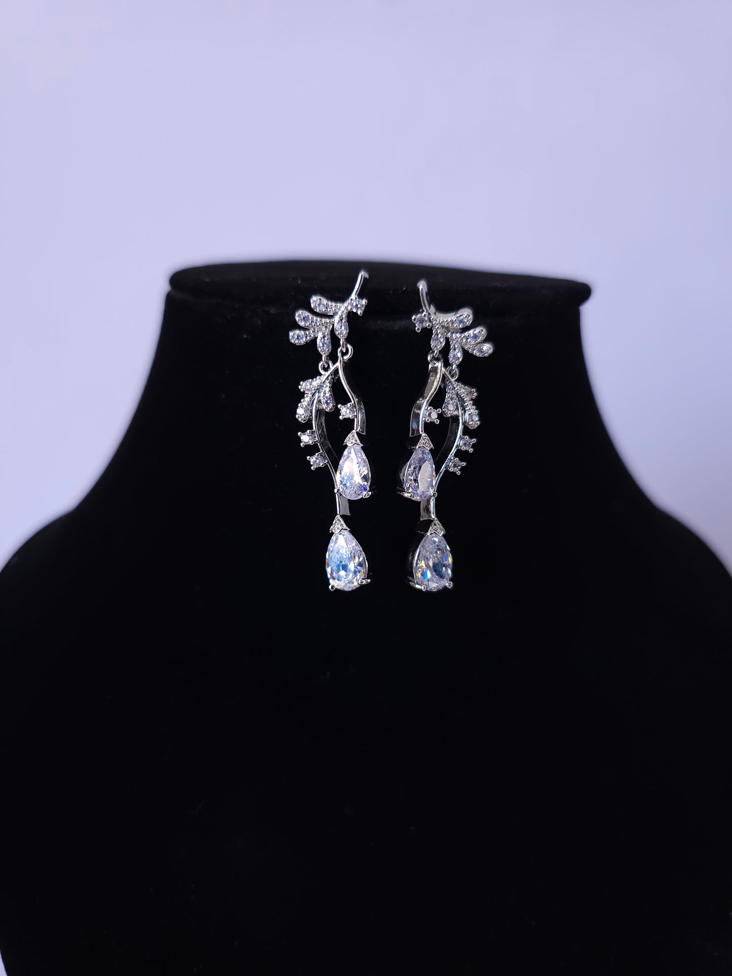 Crystal Dewdrop Necklace Set