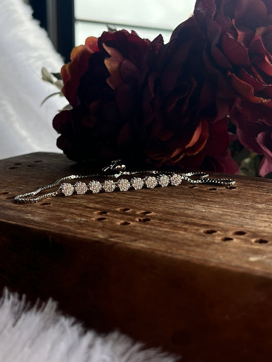 Daisy Shine Bracelet