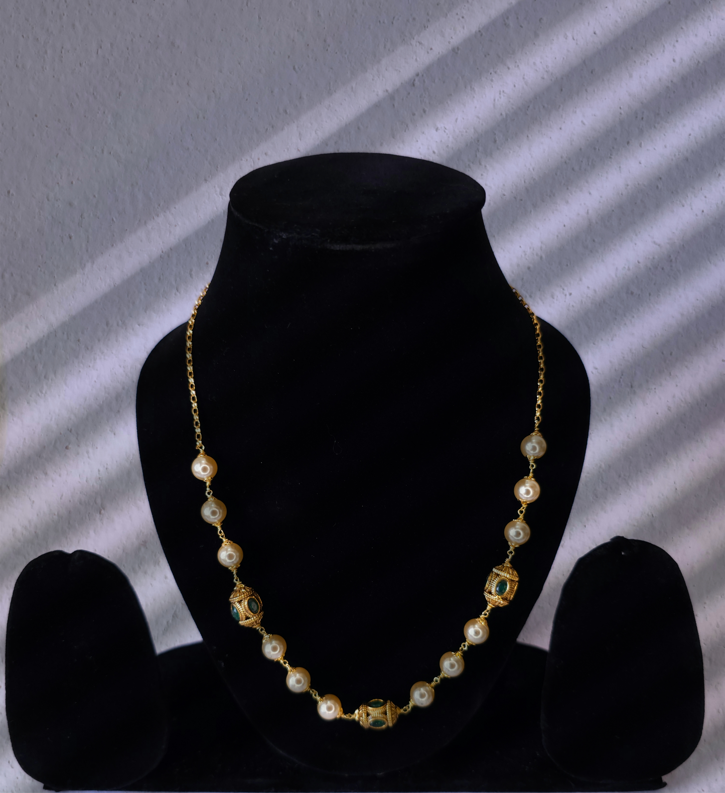 Emerald Pearl Grace Necklace