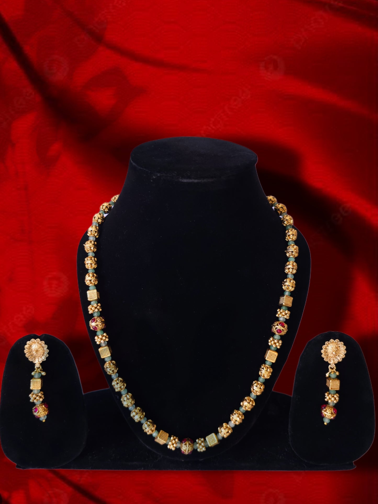 Royal Marigold Set
