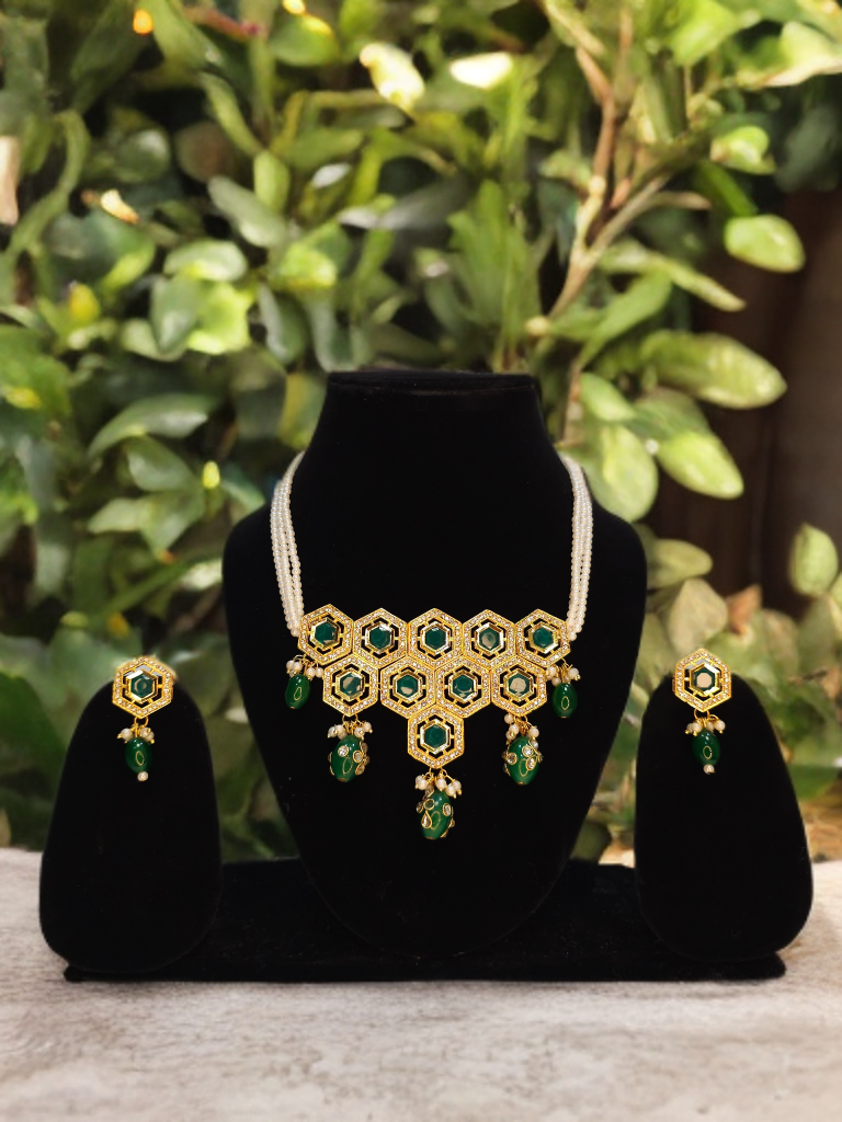 Emerald Honeycomb Elegance