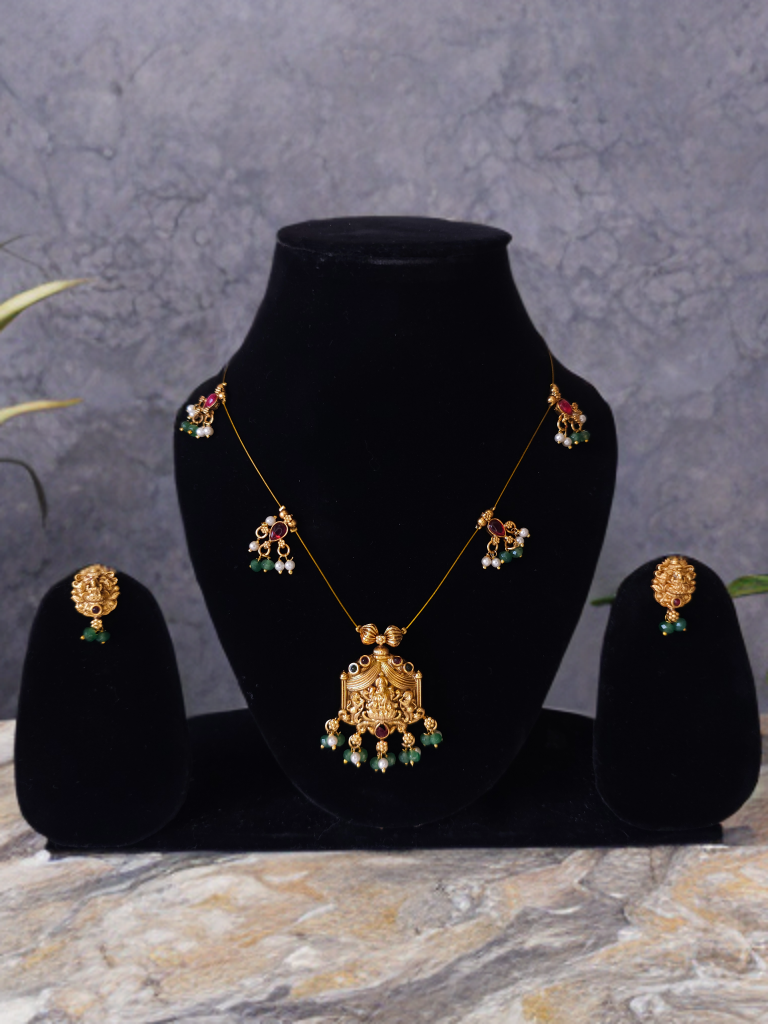 Emerald Grace Temple Set