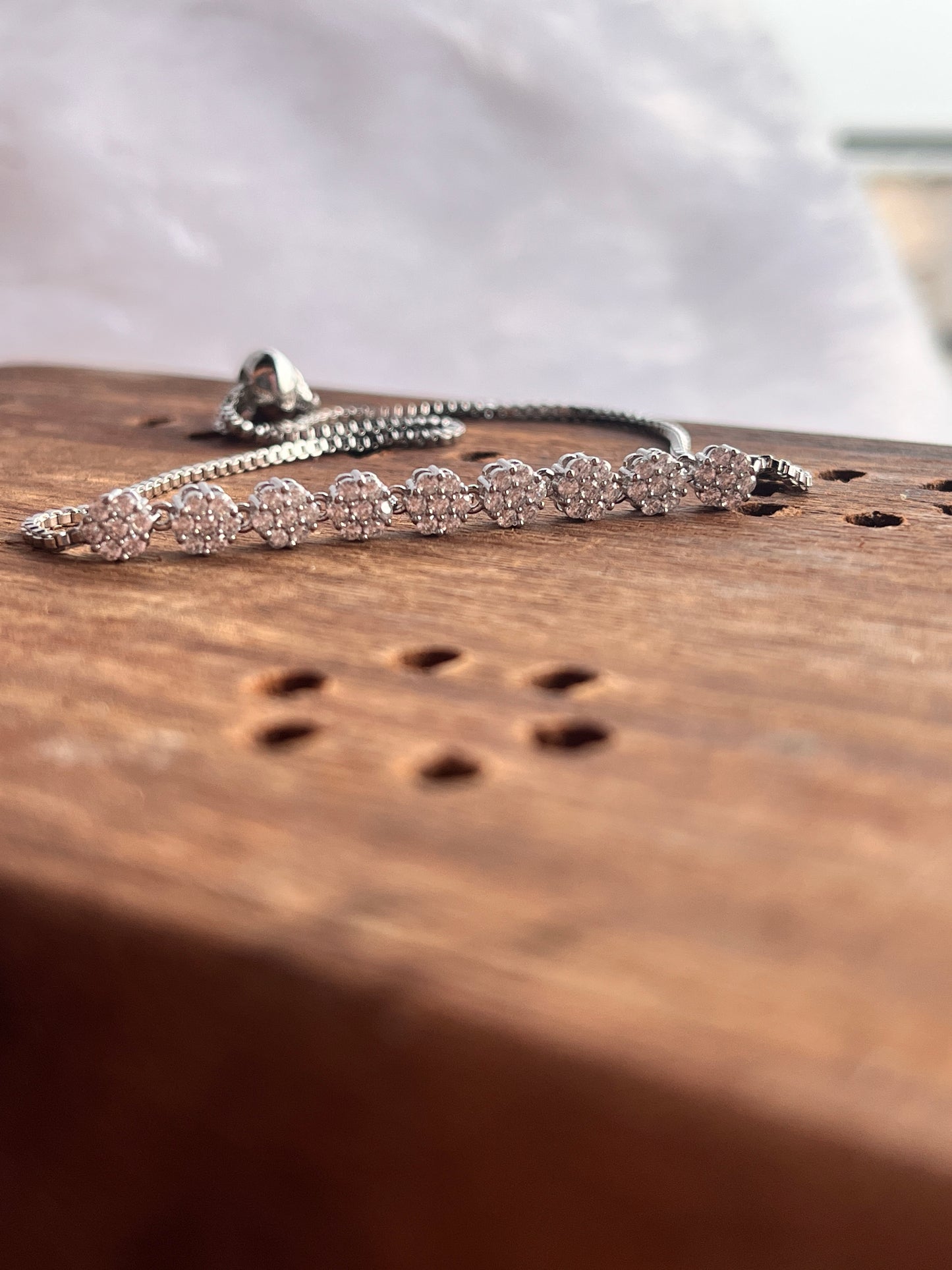 Daisy Shine Bracelet