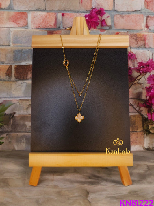 Clover Bloom Pendant