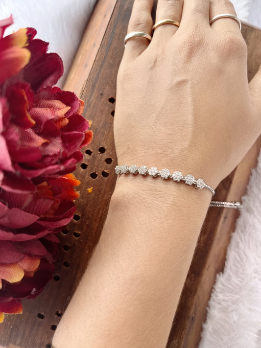 Daisy Shine Bracelet