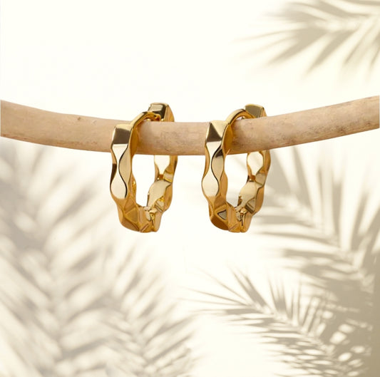 Wave Gold Hoops
