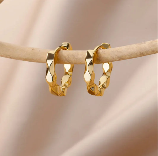 Wave Gold Hoops
