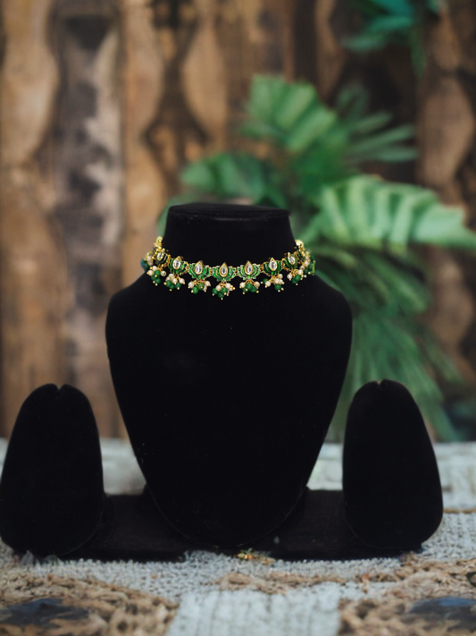 Meher Emerald Pearl Choker