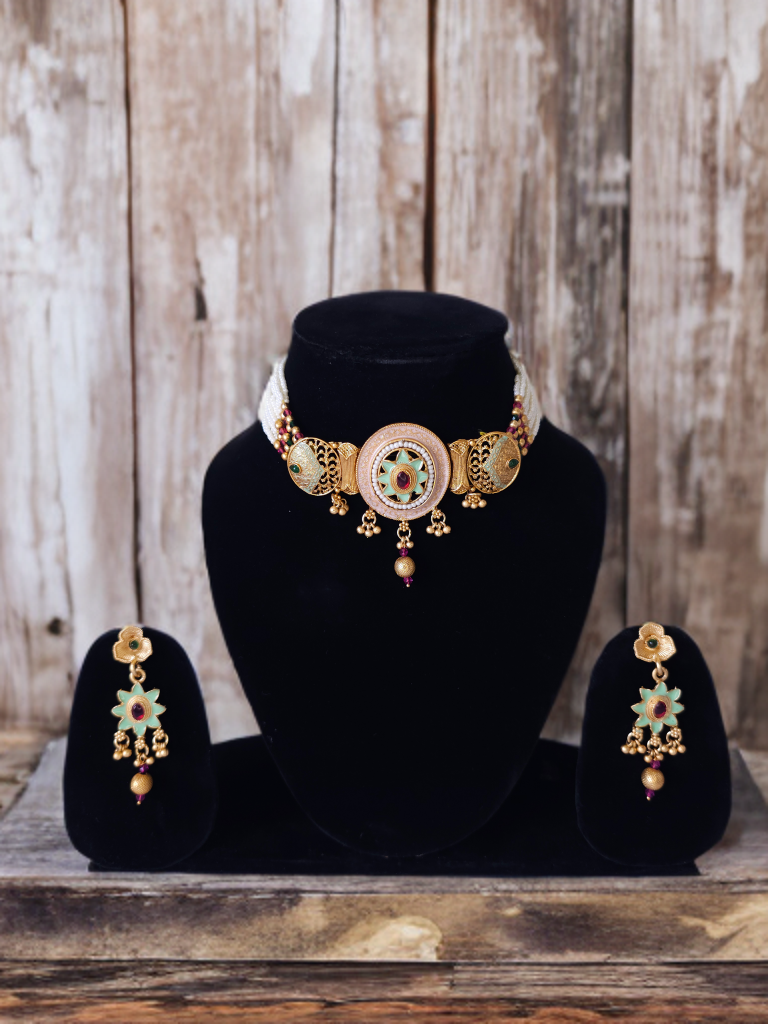 Regal Tapestry Choker