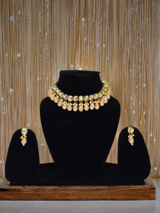 Rajsi Kundan Choker Set